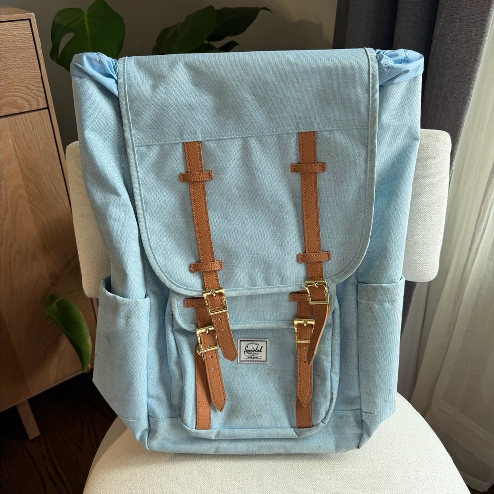 Herschel Little America Backpack - 30L in Chambray